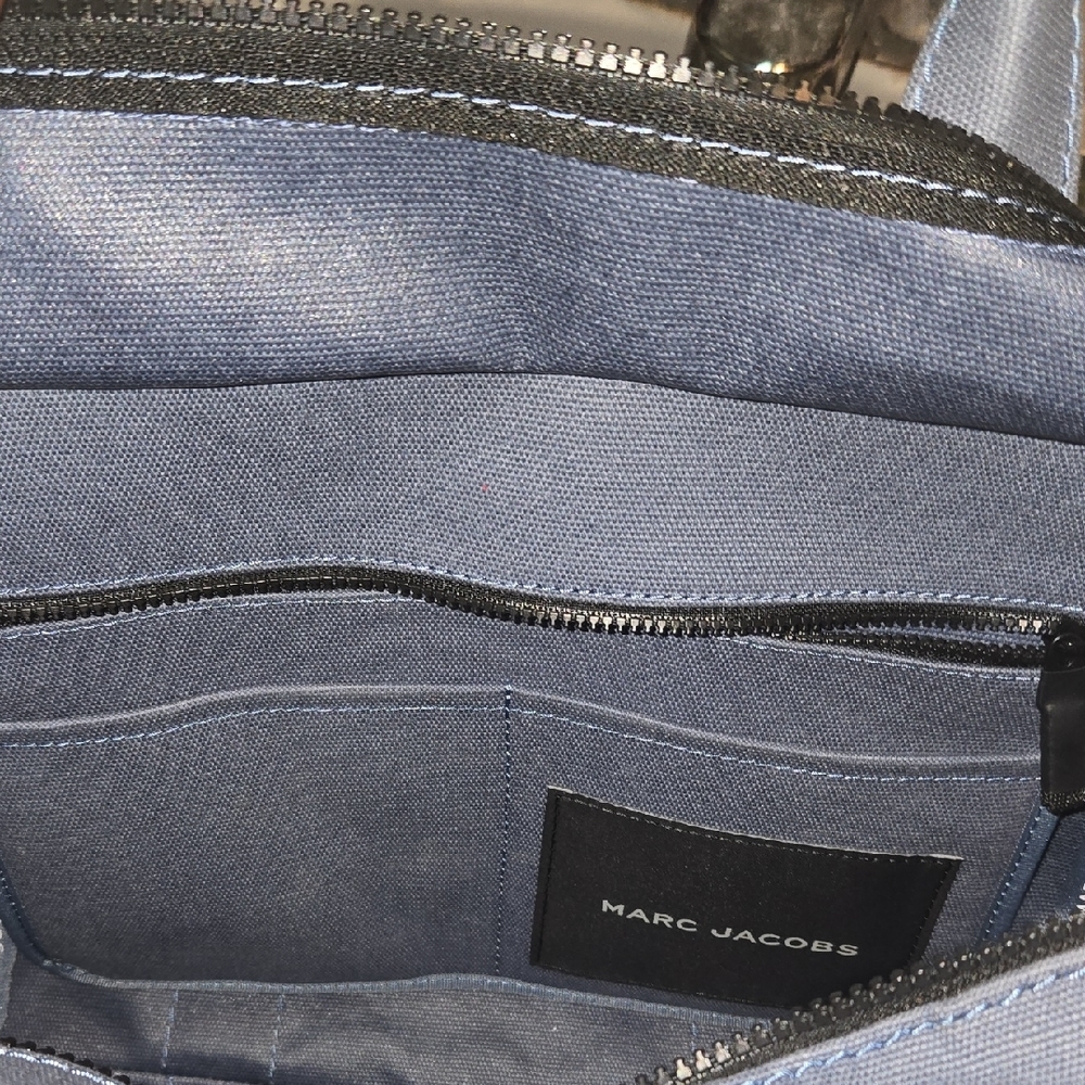 Marc Jacobs Gray Tote Bag - Picture 11 of 16